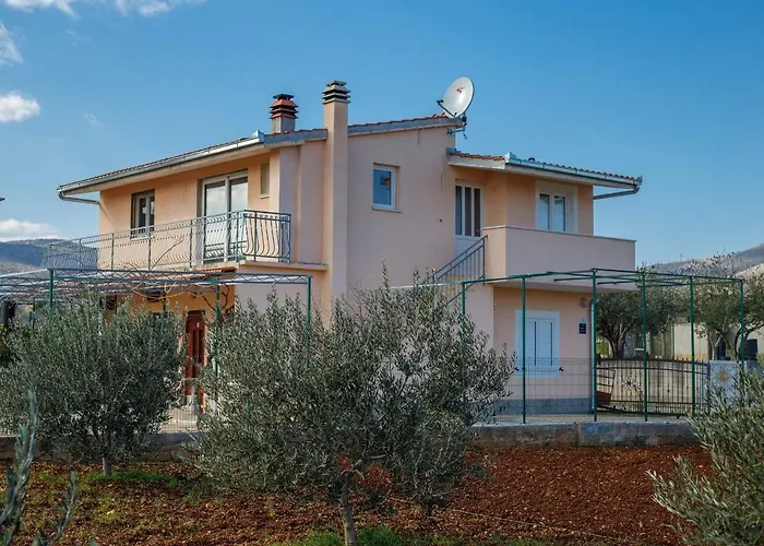 Guest House Pelja